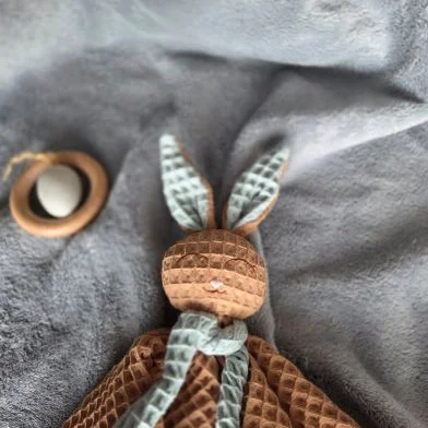 Mięciutka przytulanka króliczek